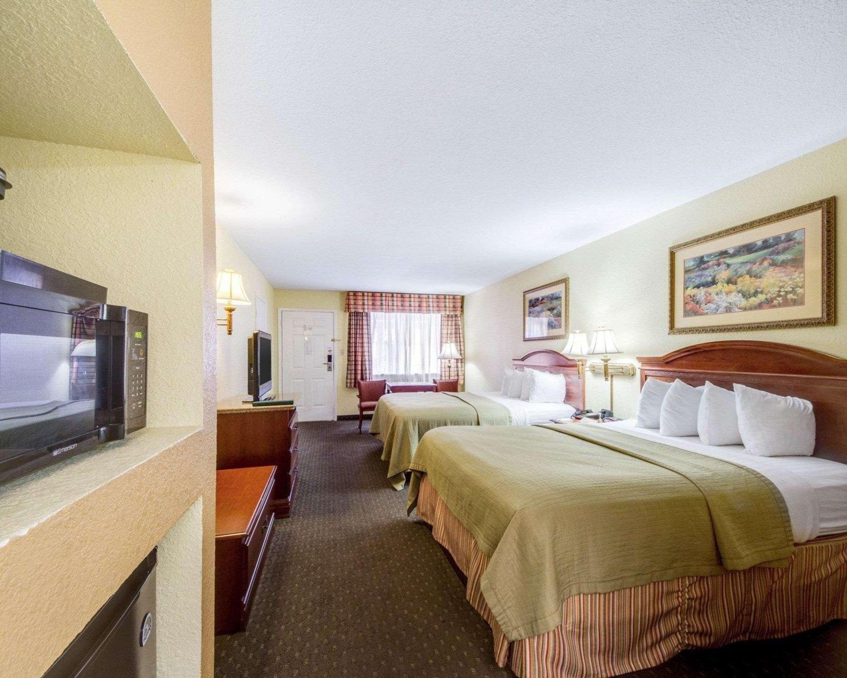 Econo Lodge Inn & Suites Eagle Pass Exterior foto