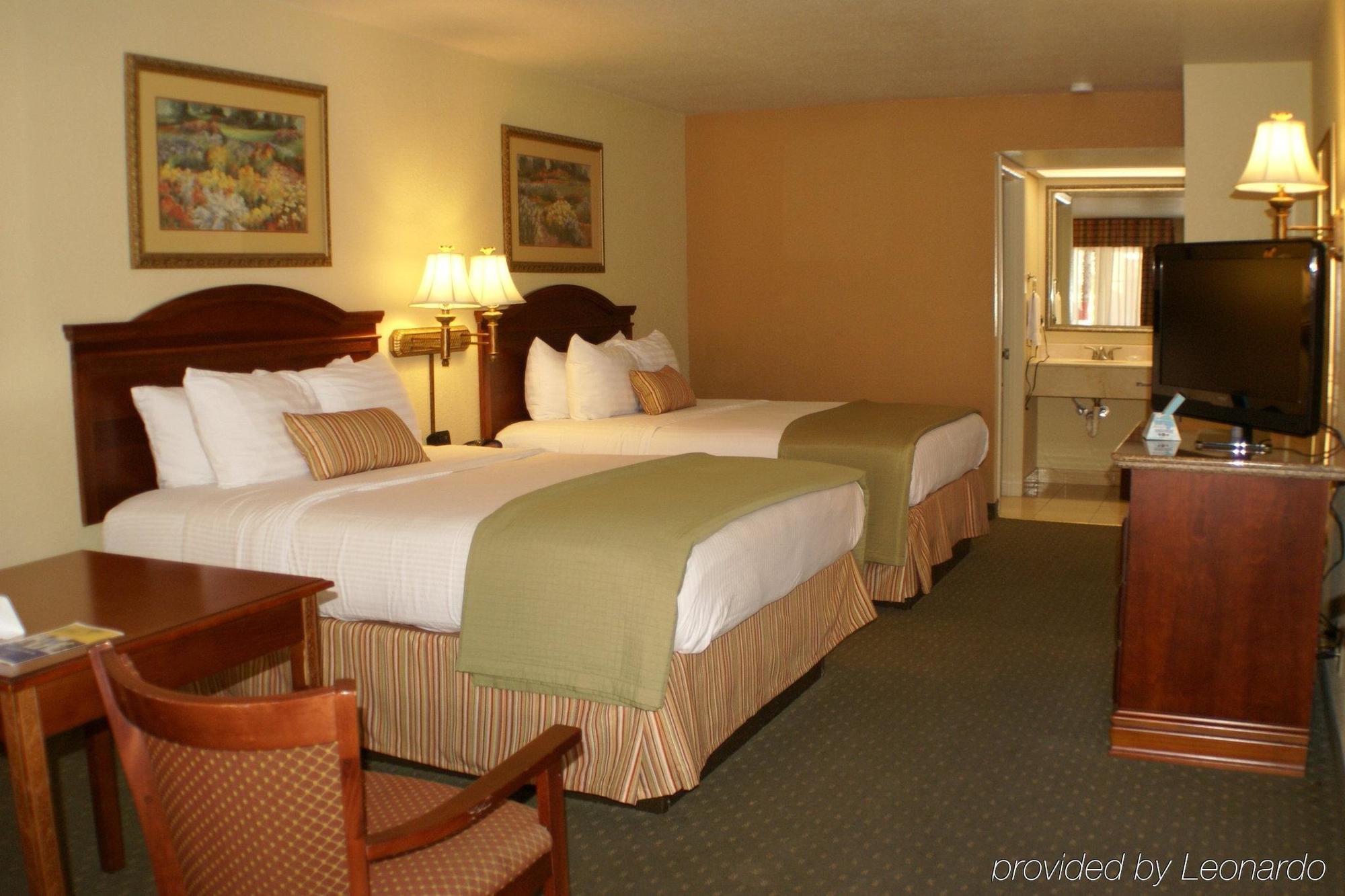 Econo Lodge Inn & Suites Eagle Pass Exterior foto