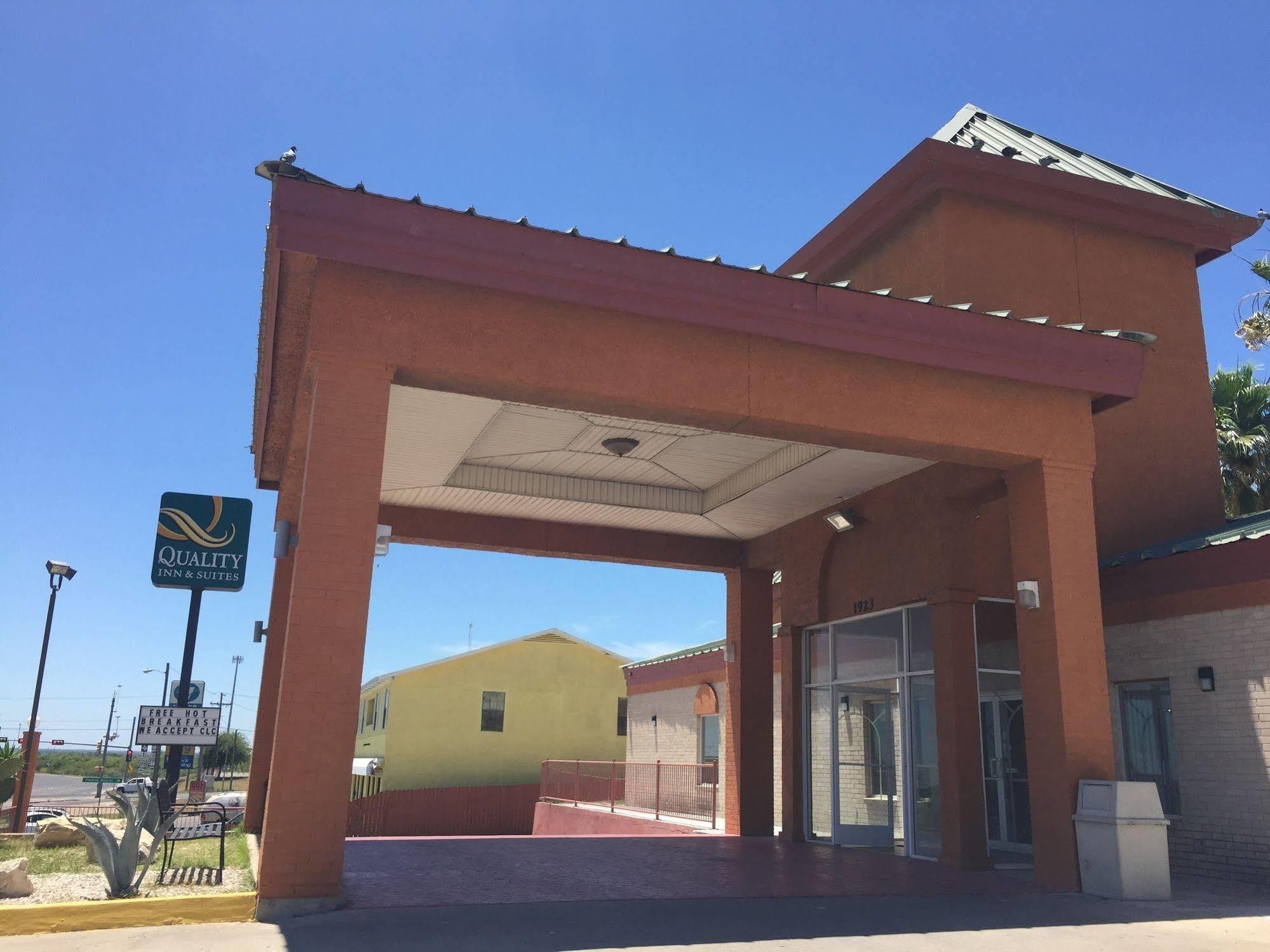 Econo Lodge Inn & Suites Eagle Pass Exterior foto