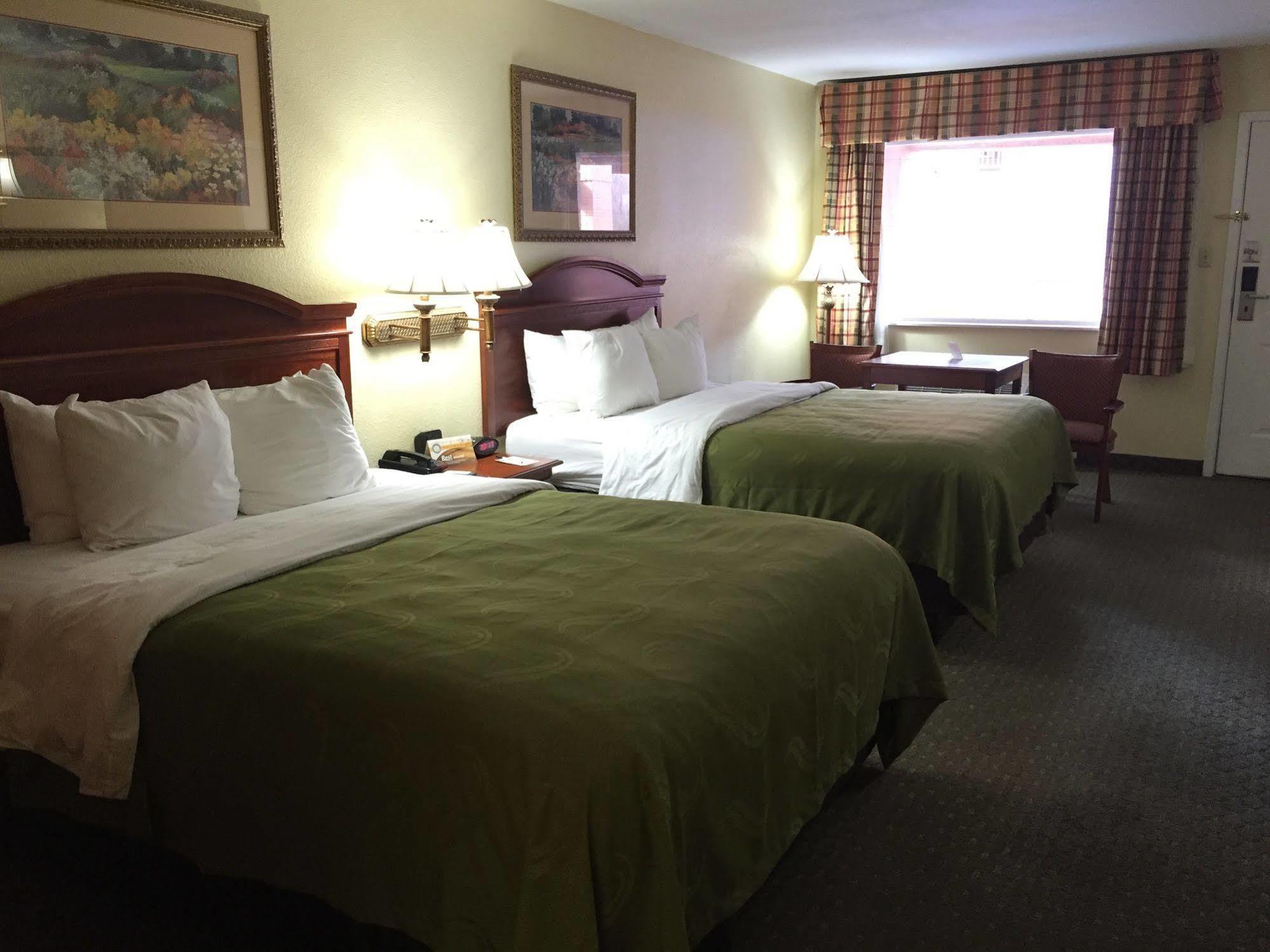 Econo Lodge Inn & Suites Eagle Pass Exterior foto